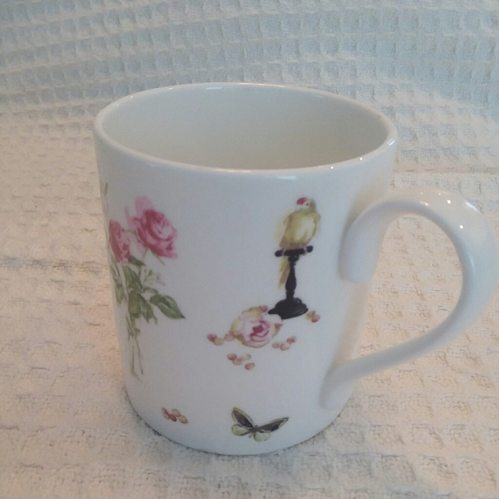 Nina Campbell by Roy Kirkham Bird Cup
